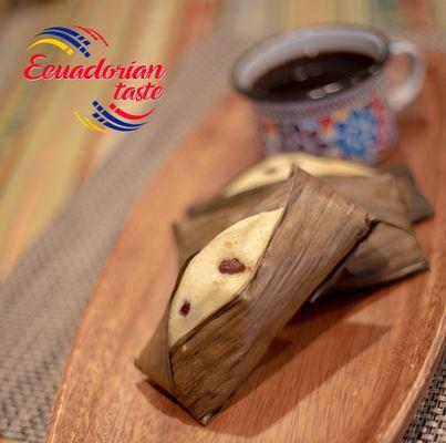 Un tamal con café mmm delicious...