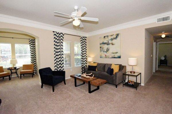 Ceiling Fan in Living Room