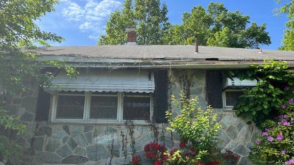 I need gutter and soffit repair. Gutter was clogged and the weight of water pulled it away from the roof and caused damages.