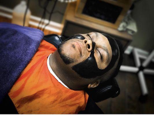 Luxury facial for our kings. E2 barber in takoma park Maryland.