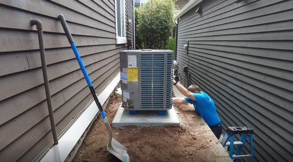 Our professional is doing the installation of the InverterCool system for customers.