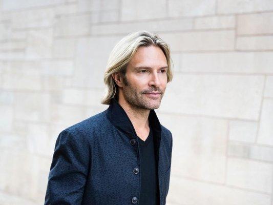 Providence Singers perform new Eric Whitacre song with  17K-member virtual choir. https://www.youtube.com/watch?v=uS0ioMnVd