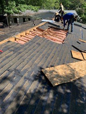 Affordable Roofing Service