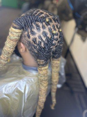 Twist and style locs