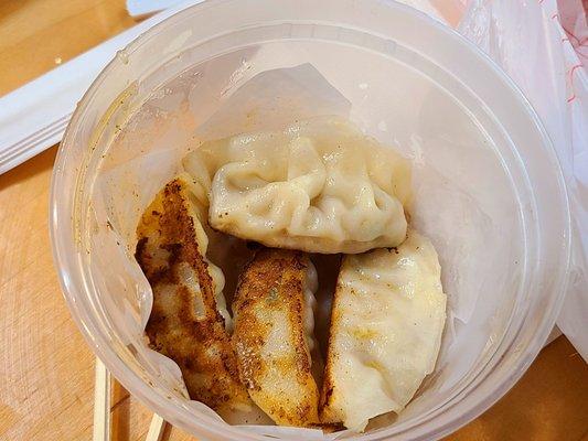 Gyoza