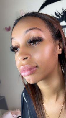 Mega volume lash extensions