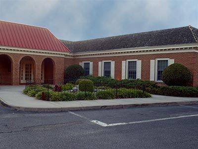 This is the main entrance of the W.H. Woessner Medical Center where we are located at the corner of Oyster Point Rd. and Guy Ln.