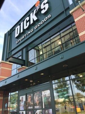 Natick Dick's Sporting Goods -- 1336 Worcester Street / Route 9, Natick           Storefront