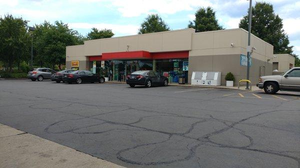 Loudoun Center Exxon near IAD