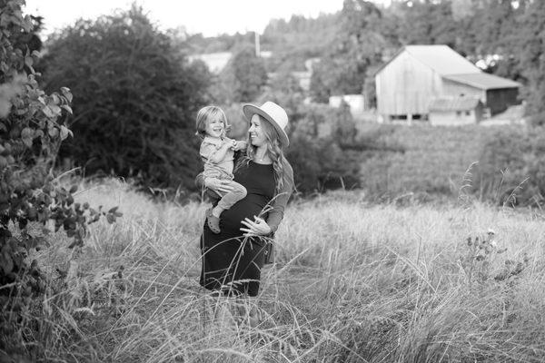 Family & Maternity Portraits in West Linn, oregon