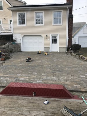 Paverblock driveway