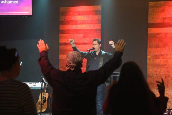 Daniel Gavin leading worship