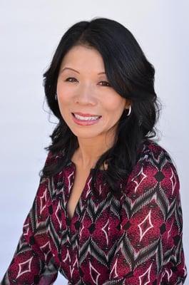 Tracy Lu Guillen, Broker/Owner