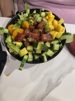 Poke Bowl with Lettuce