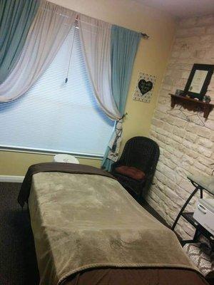 Just one of the wonderful rooms for therapeutic massage, Reiki, or Pranic healing