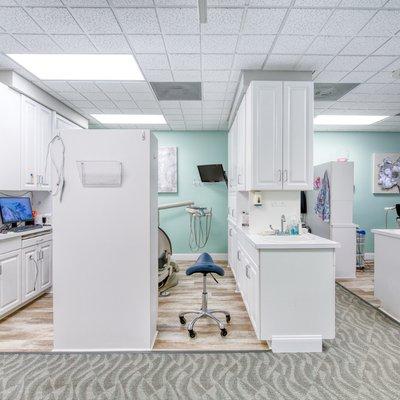 Recently Renovated Dental office in Port Orange, Florida