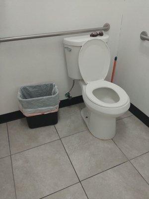 The restroom is always clean. Trash can is empty and floor is spotless