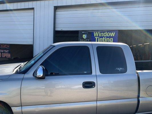 5% window tint all the way around.