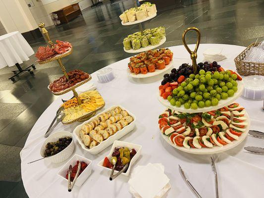 Wraps, Antipasto, Mozzarella Caprese.