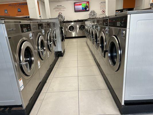 30 pound and 60 pound washers with TV access and view.