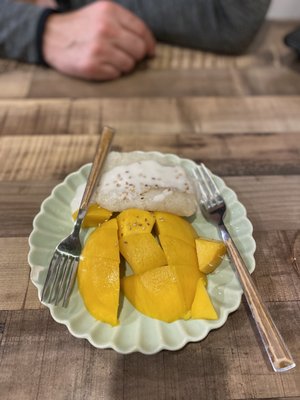 Mango sticky rice