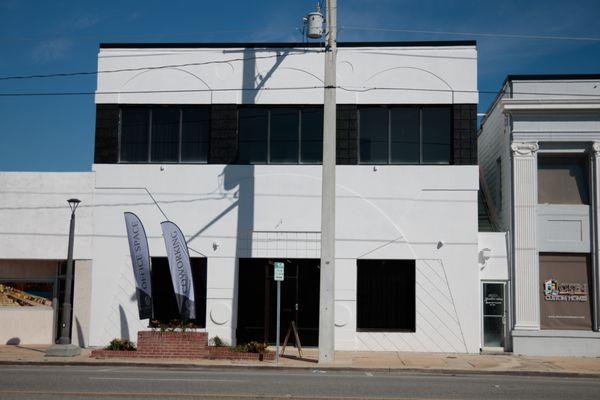 Workspace Collective is located on International Speedway Blvd. on the corner of Beach Street, within walking distance to local restaurants.