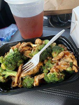 Chicken and Broccoli w/sweet tea