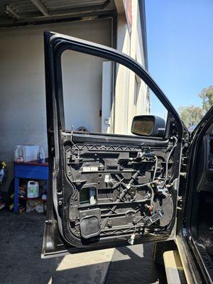 Power Window Regulator Replacement