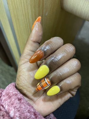 V-Nails