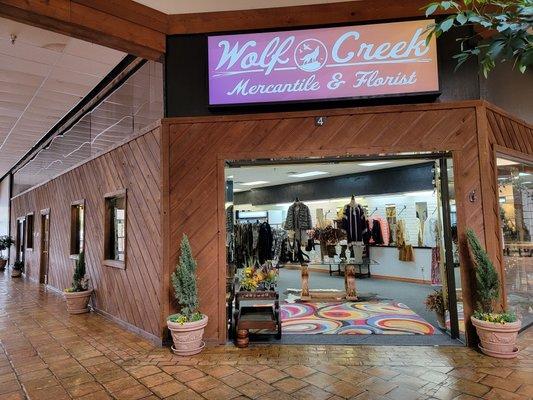 Wolf Creek Mercantile & Florist 
Located in River Hills Mall