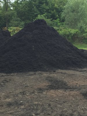 Dyed  black mulch