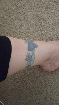 Ankle tattoo by Kemo