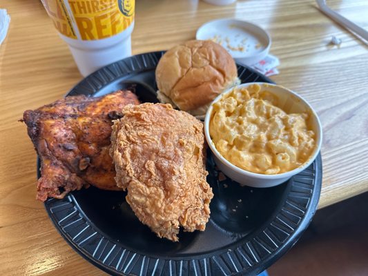 Combo fried chicken and grilled chicken mac & cheese, dinner roll