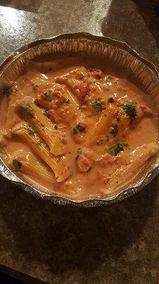 Stuffed rigatoni In vodka sauce