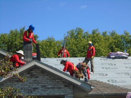 Storm Guard labor crew removed and replaced this 4000 sq ft roof in one day!