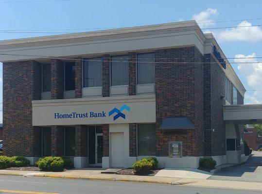 HomeTrust Bank