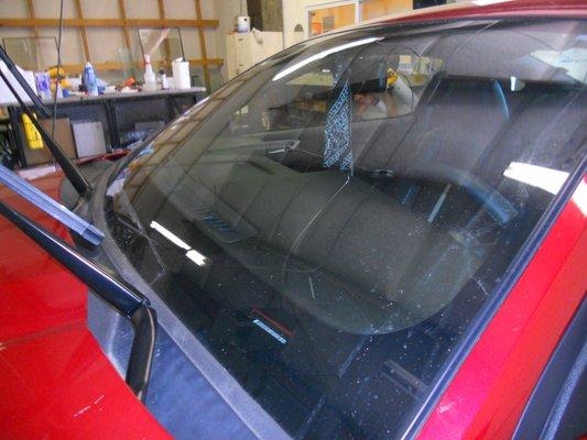 Windshield Repair and Replacement