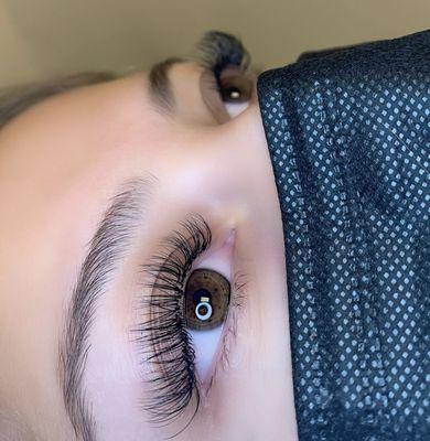 Classic lashes