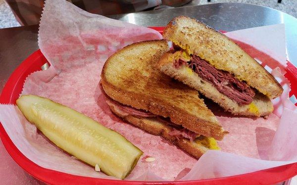 Corned Beef Sandwich at Lefty's Belleville