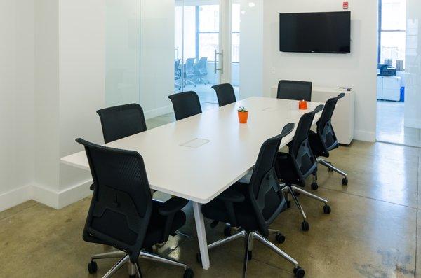 Bookable conference rooms with everything you need for that next international conference call