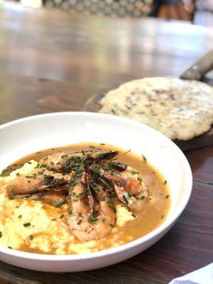 Shrimp and grits with artisan bread