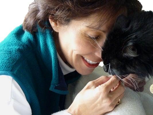 Ellen Lance is a pet psychic and animal whisperer.