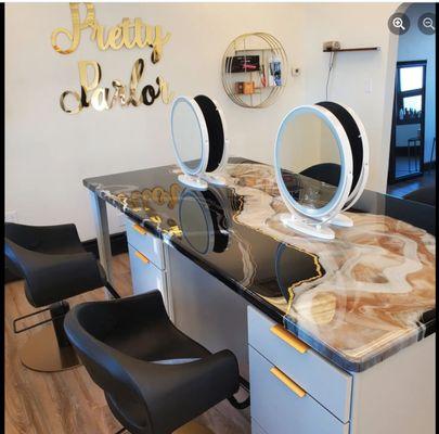 Pretty Parlor