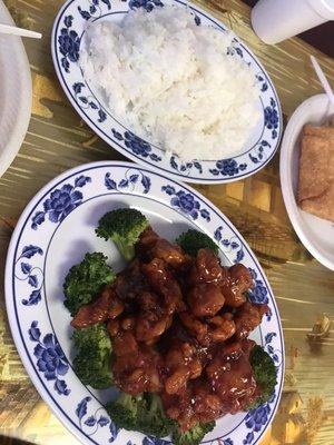 General Tso chicken, comes with rice