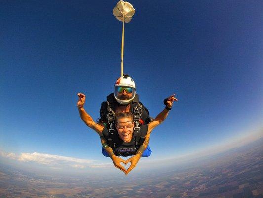 SkyDance SkyDiving