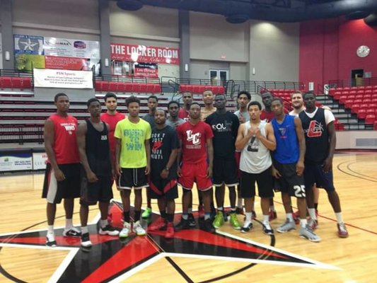 Lee College basketball. Photo of team after training was over.