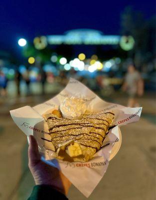 Cookieberryana crepe (food truck at Monrovia farmers market Friday nights)