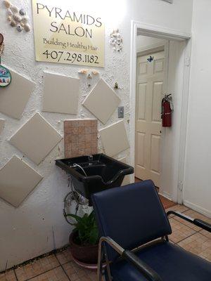 Pyramids Salon - Wash Room