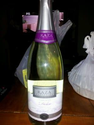 Another recommendation...I got on New Years Eve. Went well with my to go seafoid pasta meal from Eslavas grille.