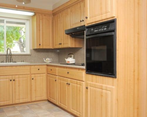 Kitchen Cabinets after Resurfacing by http://alcohis.com/Services_Cabinet_Resurfacing.aspx